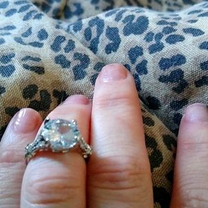 Diamond engagement ring
